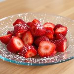 crumble_fraise_table_boisee