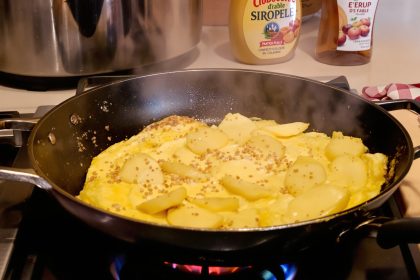 Omelette_patate_douce_à_la_poêle