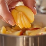 préparation_dessert_aux_pommes