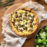 quiche_mediterraneenne_table_rustique