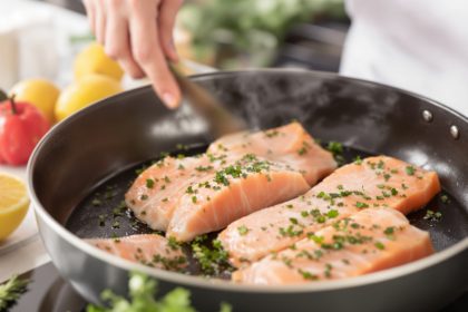 preparation-poisson-cuisine-lumineuse