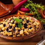 Tajine_Traditionnel_Marocain_Sur_Table