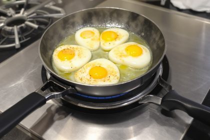 cuisson_saine_oeufs_poele