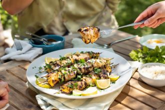 brochettes_antillaises_exterieures_bois
