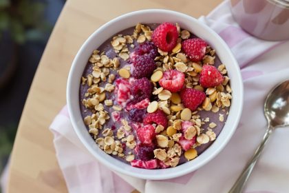 pudding_chia_compotée_framboise_granola
