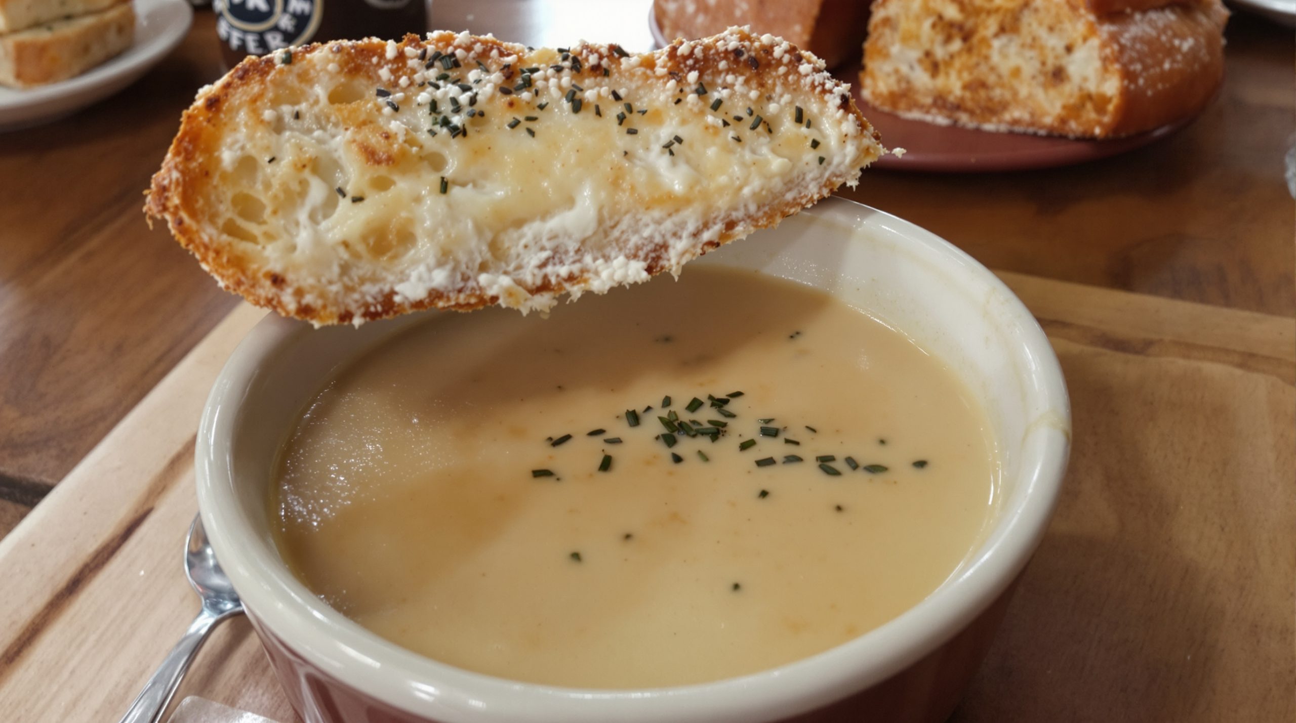 Soupe à l'oignon traditionnelle